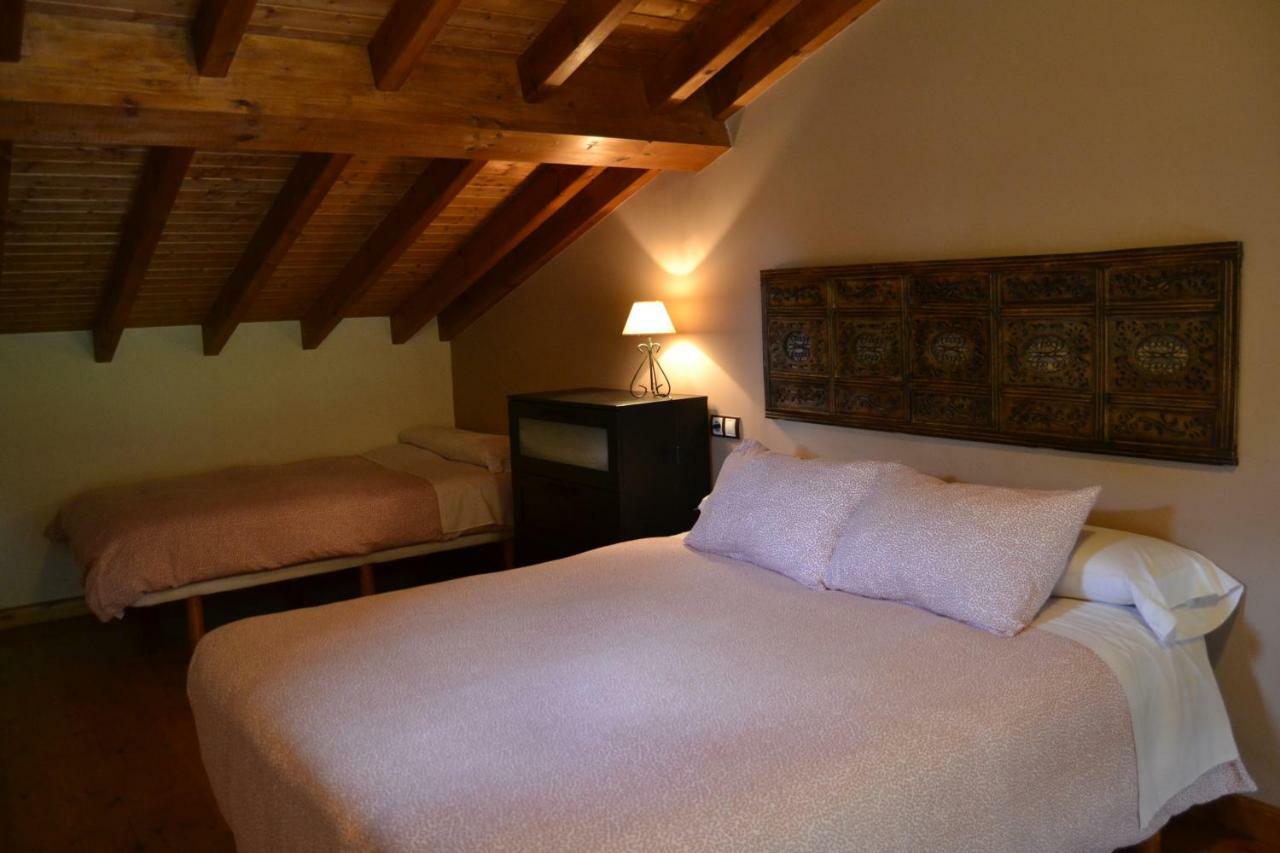 Apartamentos Rurales La Cirigueena Oles ภายนอก รูปภาพ
