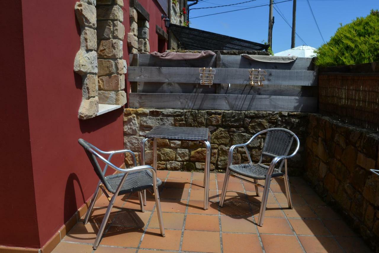 Apartamentos Rurales La Cirigueena Oles ภายนอก รูปภาพ