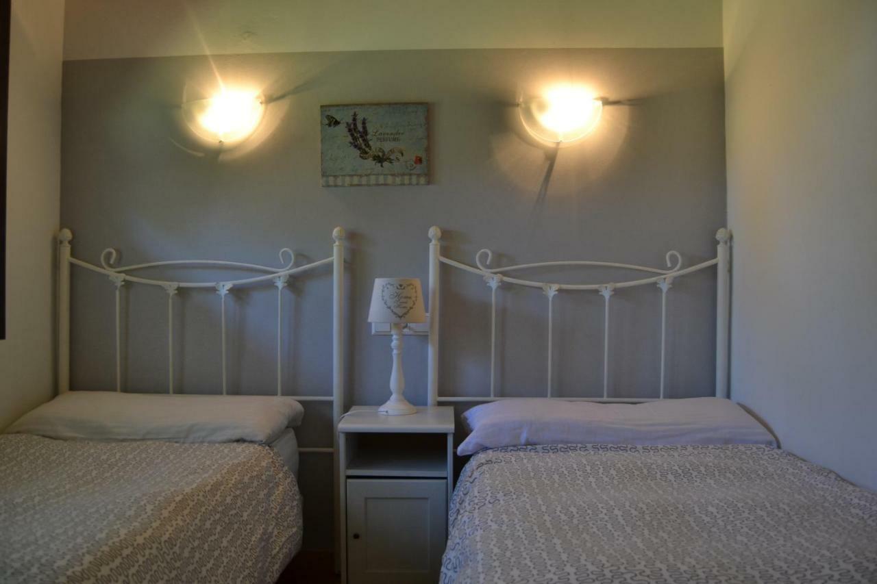 Apartamentos Rurales La Cirigueena Oles ภายนอก รูปภาพ